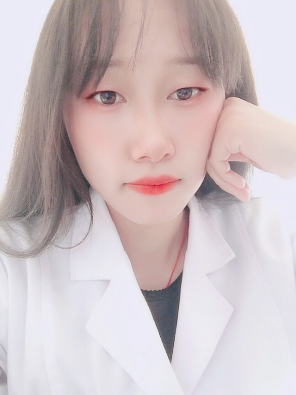 白婚纱的第一张照片--云南红颜知己交友网